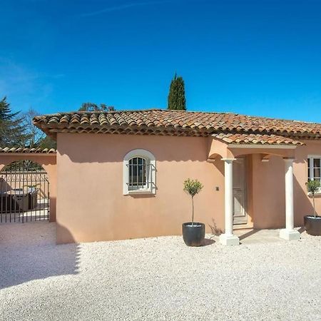 Roquebrune-Sur-Argens, Villa 2 Pieces, 4 Personnes Roquebrune-sur-Argens Exterior foto